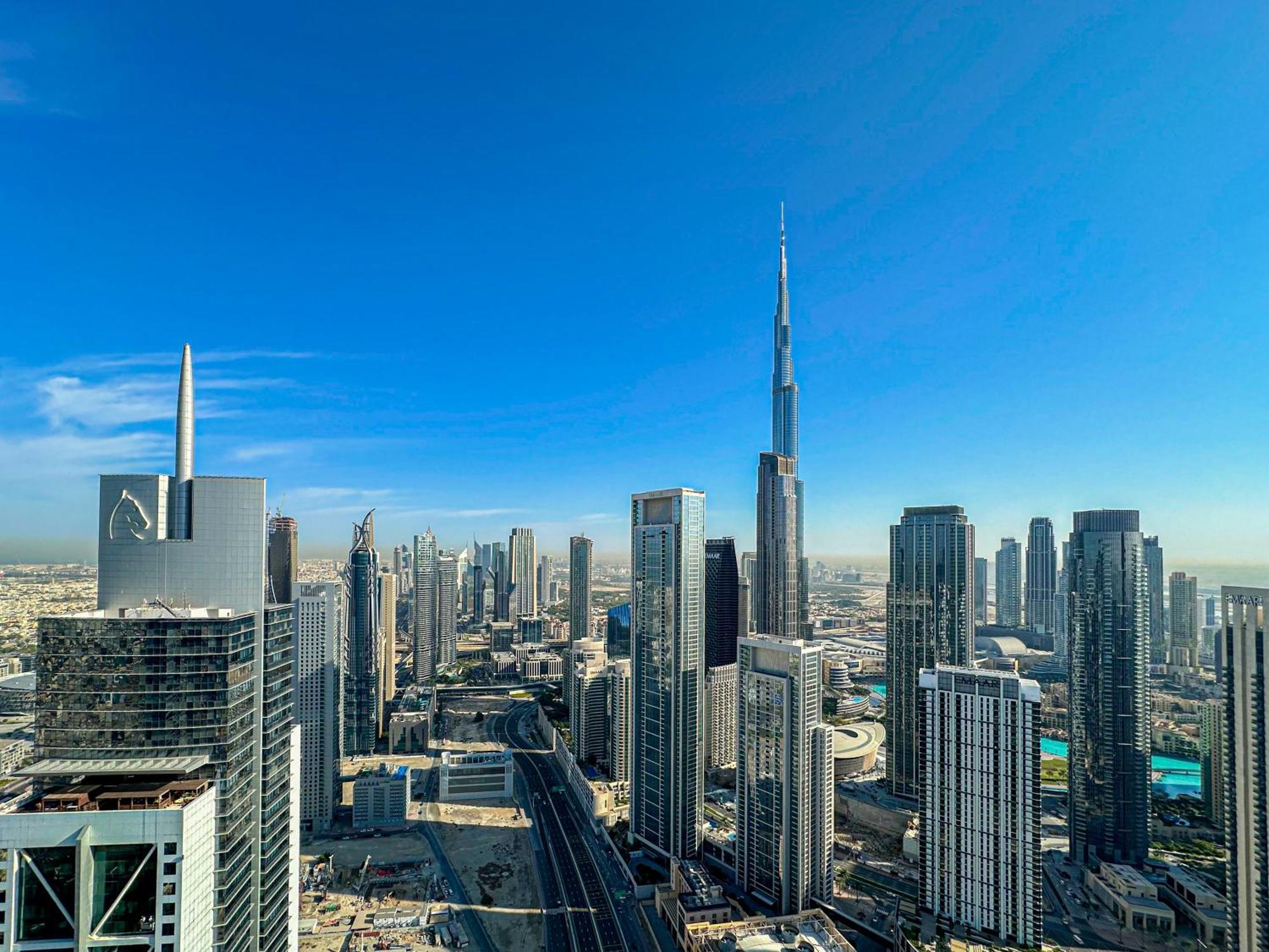 Best Burj Khalifa View Balcony Apartment With 64Th Floor Infinity Pool In Paramount Hotel Midtown Dubái Exterior foto