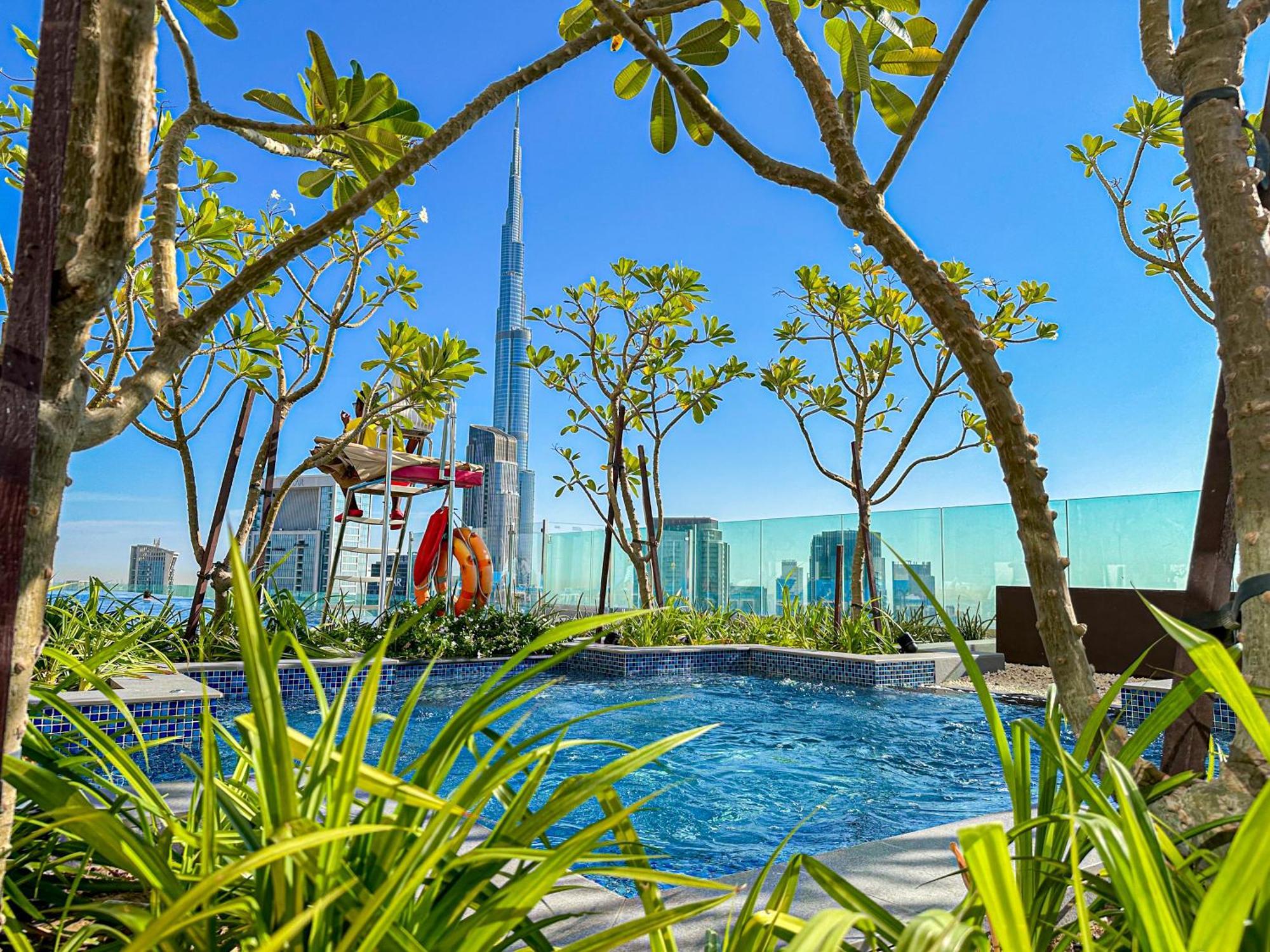 Best Burj Khalifa View Balcony Apartment With 64Th Floor Infinity Pool In Paramount Hotel Midtown Dubái Exterior foto