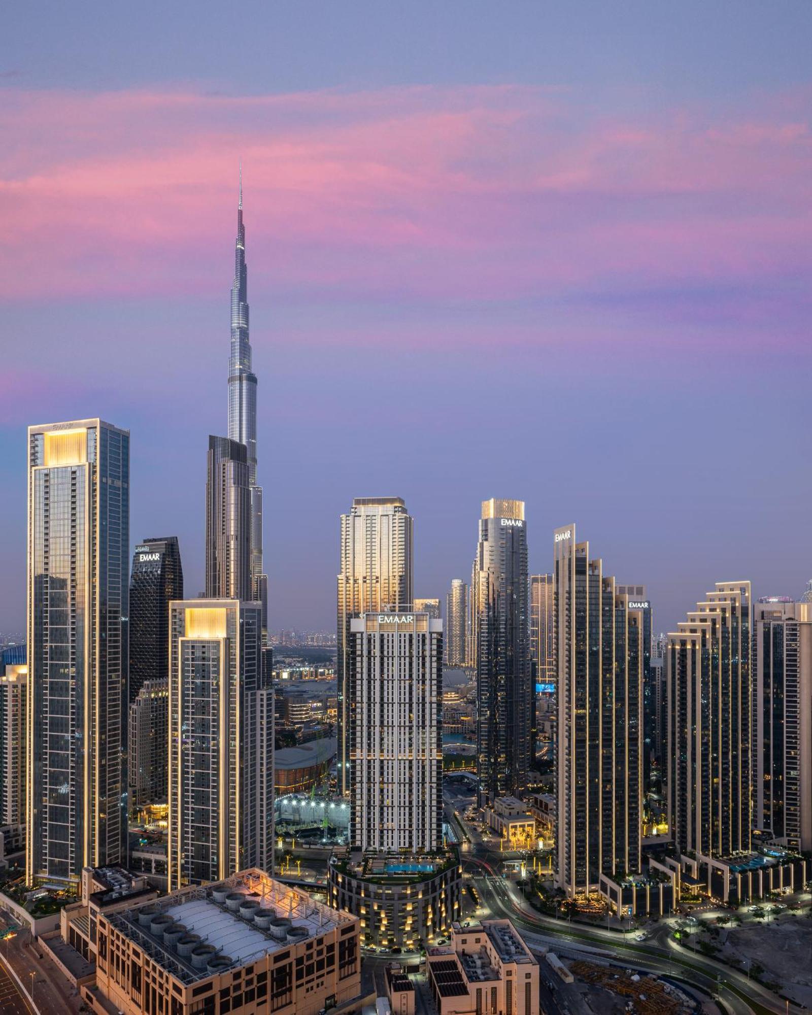 Best Burj Khalifa View Balcony Apartment With 64Th Floor Infinity Pool In Paramount Hotel Midtown Dubái Exterior foto