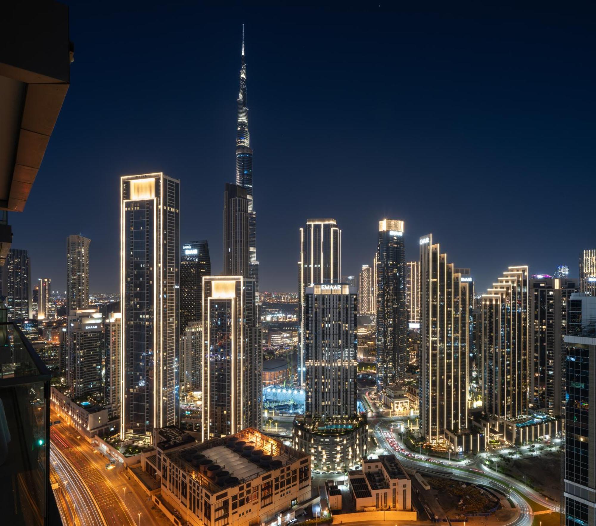 Best Burj Khalifa View Balcony Apartment With 64Th Floor Infinity Pool In Paramount Hotel Midtown Dubái Exterior foto